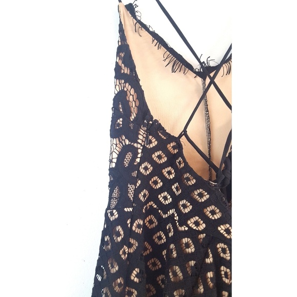 Express • Black Open-Back Strappy Lace Romper - Picture 4 of 7